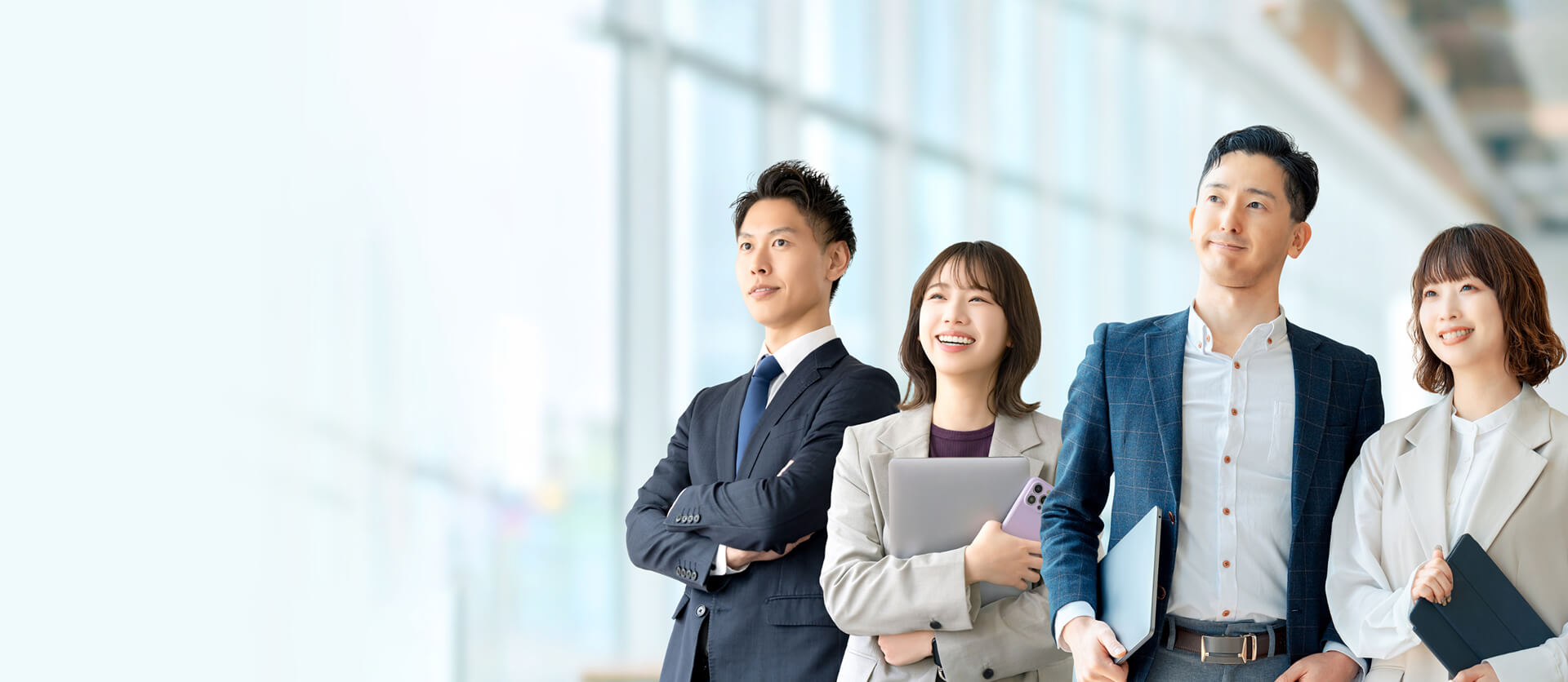 働くスタッフの写真